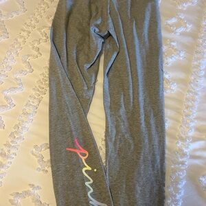 PINK Victoria's Secret Gray Leggings with Multicolor Logo